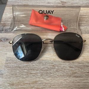 Quay Jezabell Gold